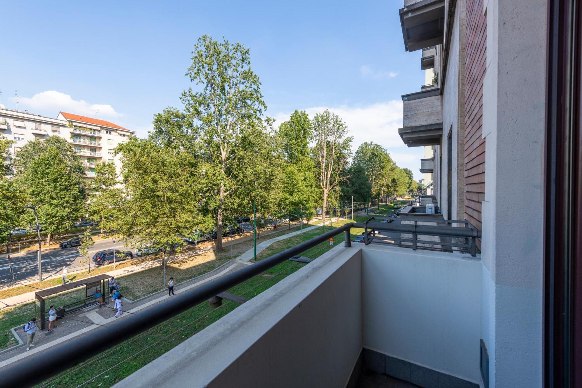 Sempione, 51 Ampio E Luminoso Leilighet Milano Eksteriør bilde